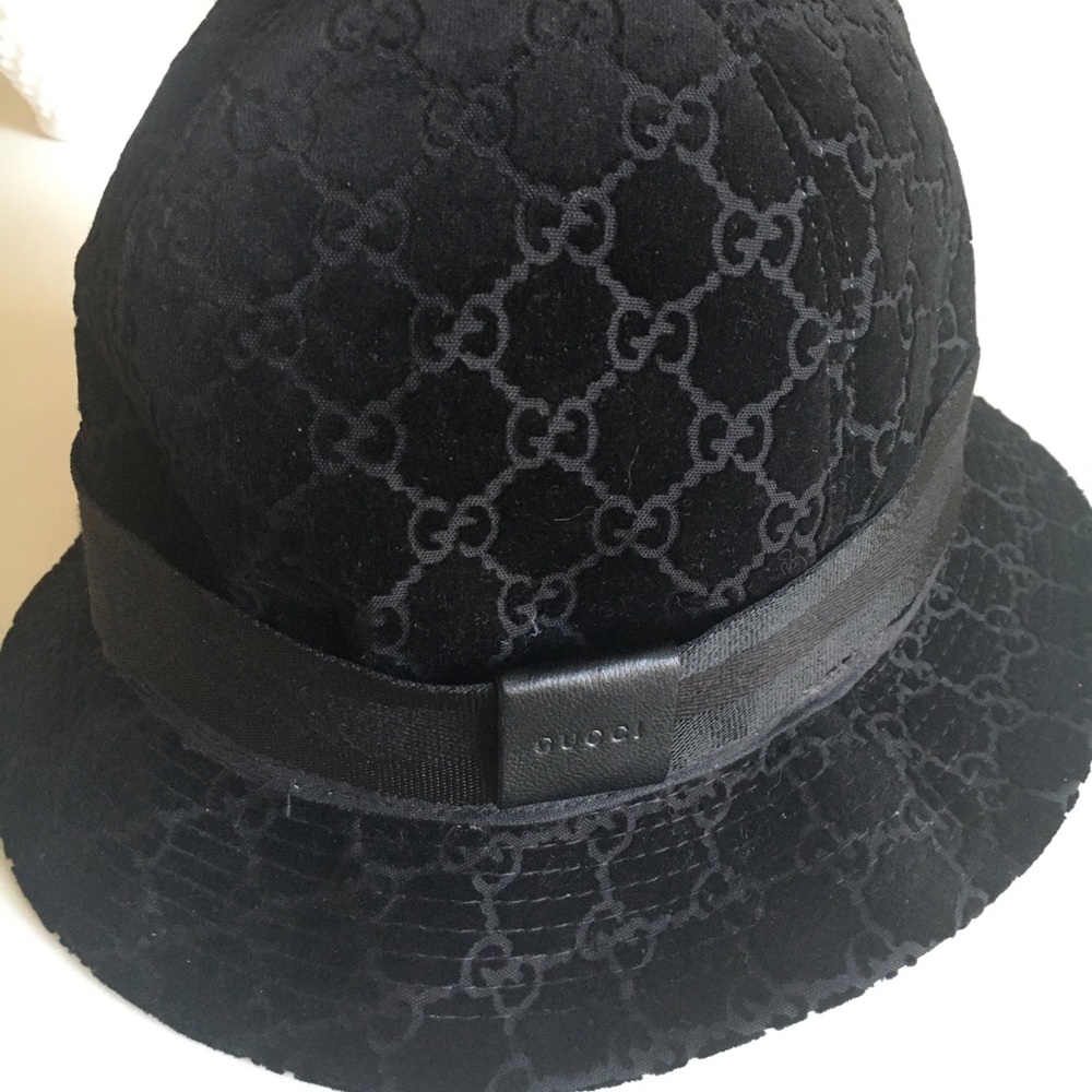 Gucci bucket hat